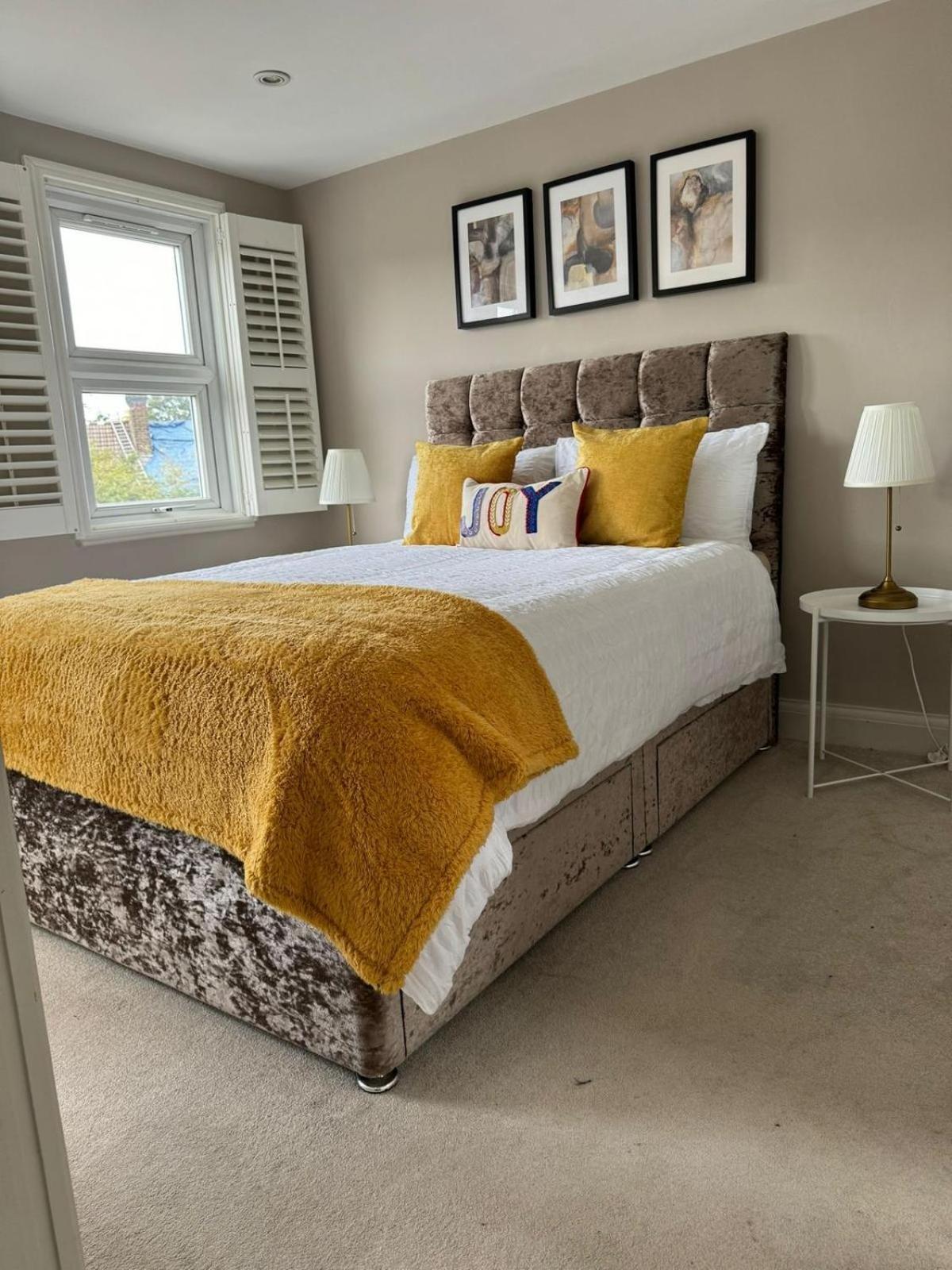 Brentford Guest Rooms Dış mekan fotoğraf