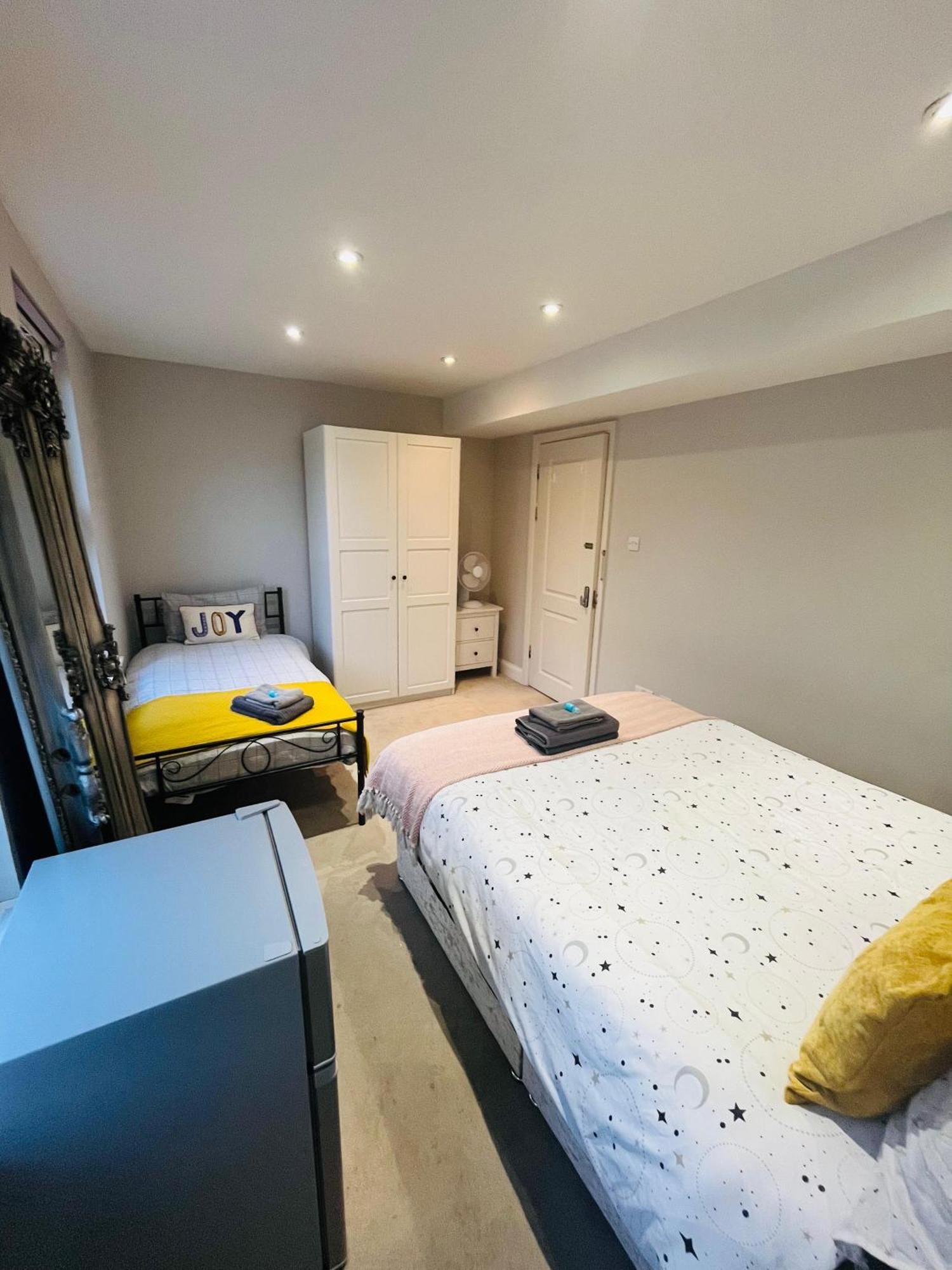 Brentford Guest Rooms Dış mekan fotoğraf