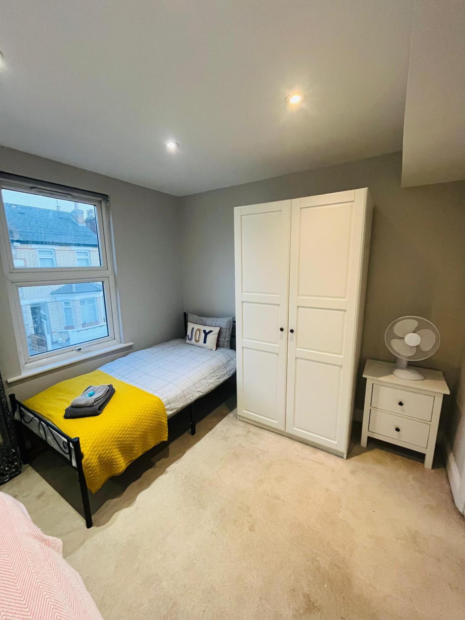 Brentford Guest Rooms Dış mekan fotoğraf